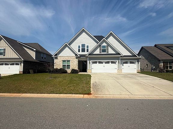 2nd image of 221 Perth Ct