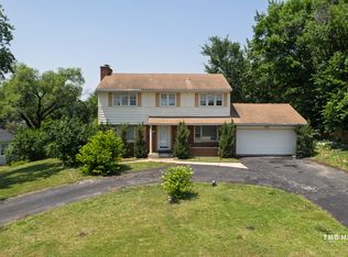 3S138 Park Blvd, Glen Ellyn, IL