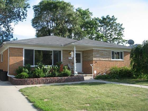 1st image of 14141 Victoria Ave