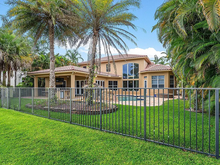 3486 Lago De Talavera — Photo 44