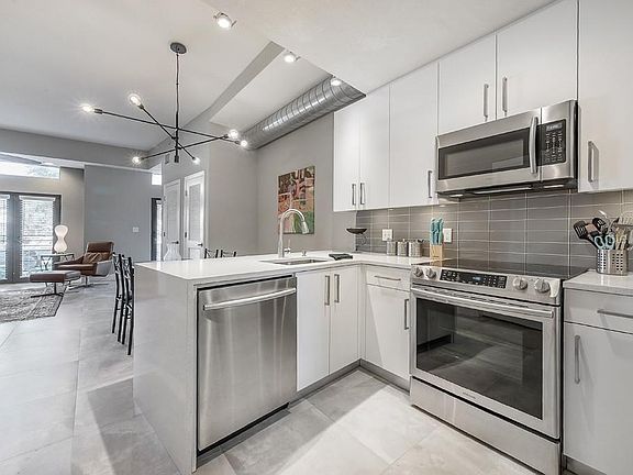 3rd image of 1911 E 5th Ave #2