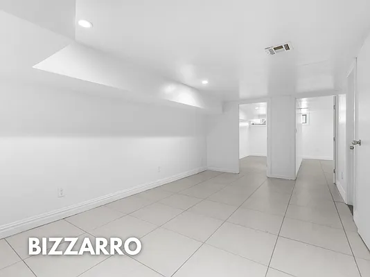 Rented by Bizzarro Agency | media 25