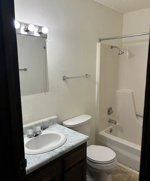 163 Avon St #4 — Photo 12