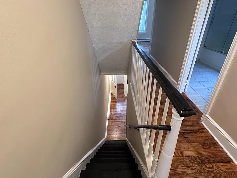 105 W Union St — Photo 13