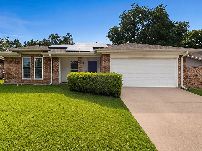 6613 Constitution Dr — Photo 1