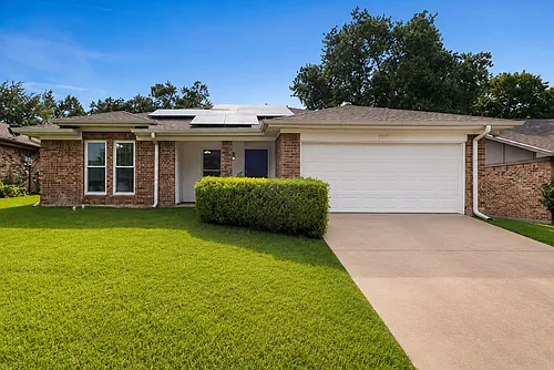 6613 Constitution Dr Photo 1 6613 Constitution Dr Photo 1