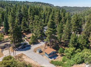 2395 Hunsaker Dr, Running Springs, CA 92382