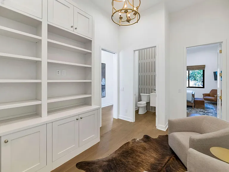 4147 E Clarendon Ave — Photo 19