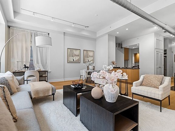 4th image of 43 Winter St Suite 2