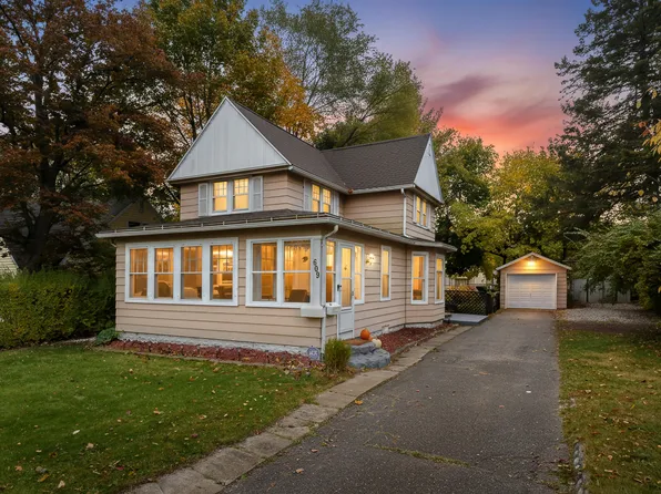609 Parker Ave, Kalamazoo, MI 49008