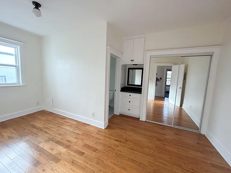 4440 Burns Ave #11 — Photo 18