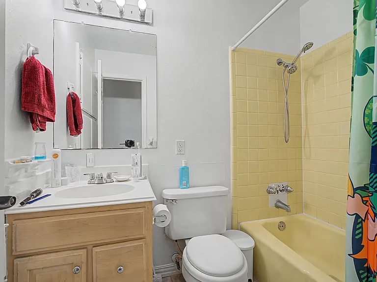 2009 Charleston Dr — Photo 14
