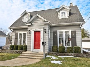 5659 S 110th St, Hales Corners, WI 53130