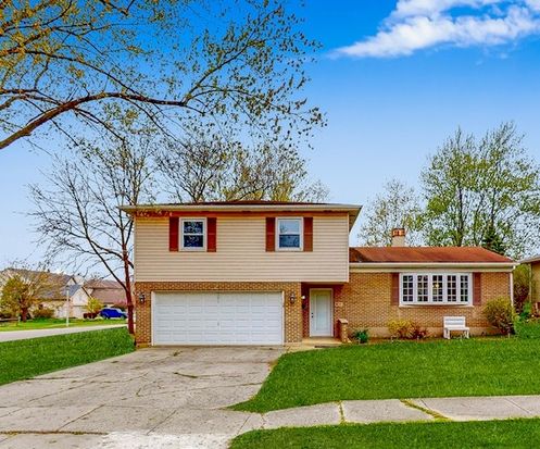 634 Hillside Ave, Antioch, IL 60002