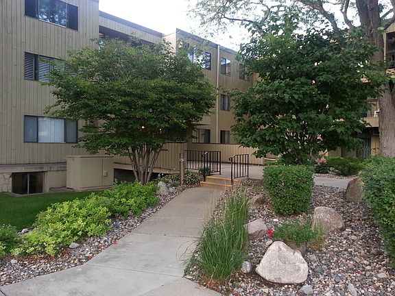 3rd image of 4101 Parklawn Ave APT 120