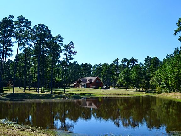 4th image of 303 County Road 1155