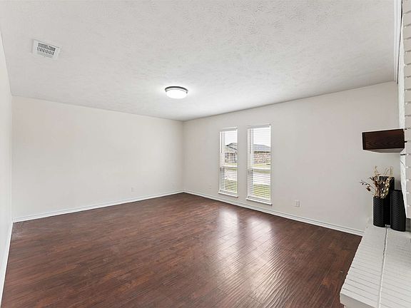 4th image of 4813 Arbor Glen Rd