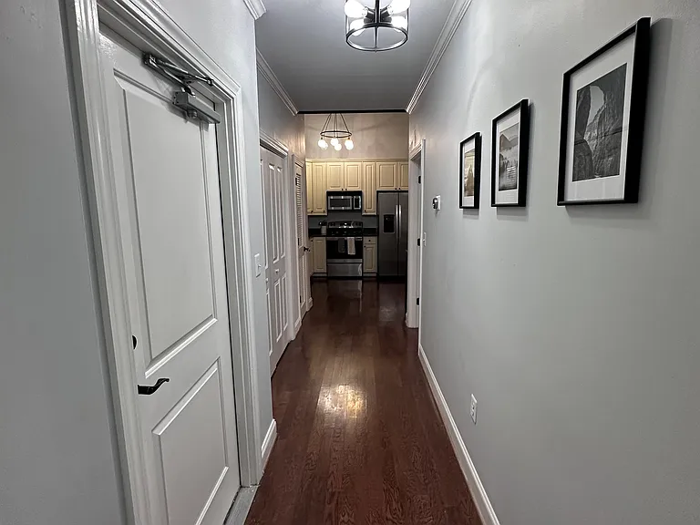 705 Maple St #204 — Photo 1