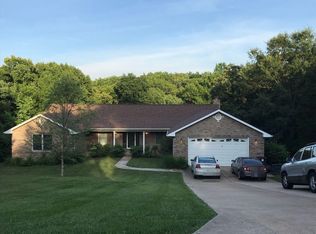 106 Heritage Hills Pl, Alton, MO 63010