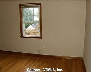 5th image of 148 Gorham Ave