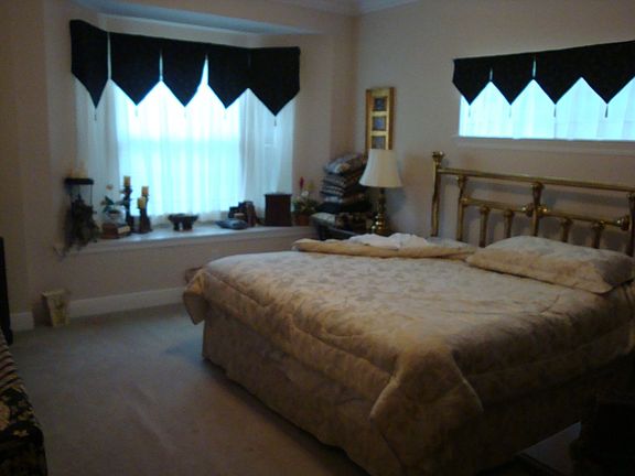 5th image of 927 W Lakeshore Dr