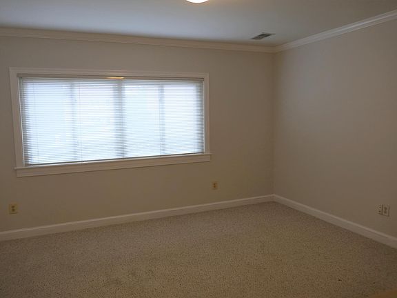 5th image of 205 N West St #B