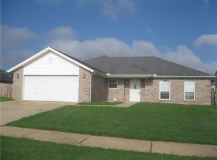 1912 SW Fremont St, Bentonville, AR 72713