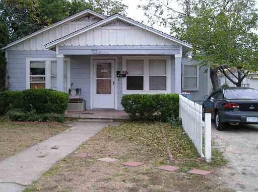 1st image of 338 E HERMITAGE CT