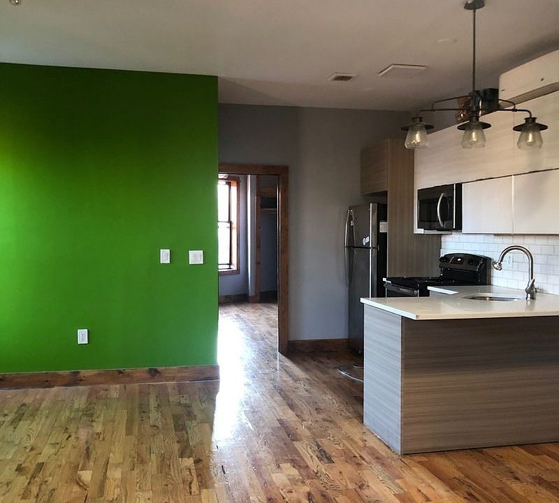 1st image of 390 E 23rd St #3