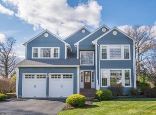 37 Valley Rd, Randolph, NJ 07869