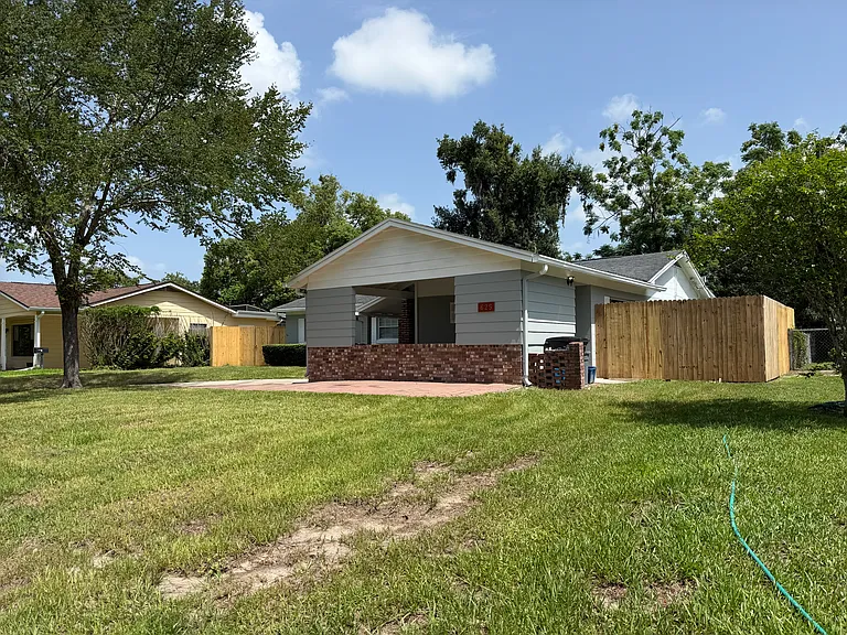 625 Ellsworth St — Photo 4