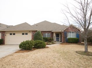 209 N Oak Pl, Broken Arrow, OK 74012