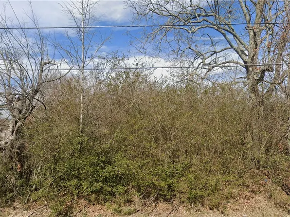 E Douglas Ave, Brinkley, AR 72021