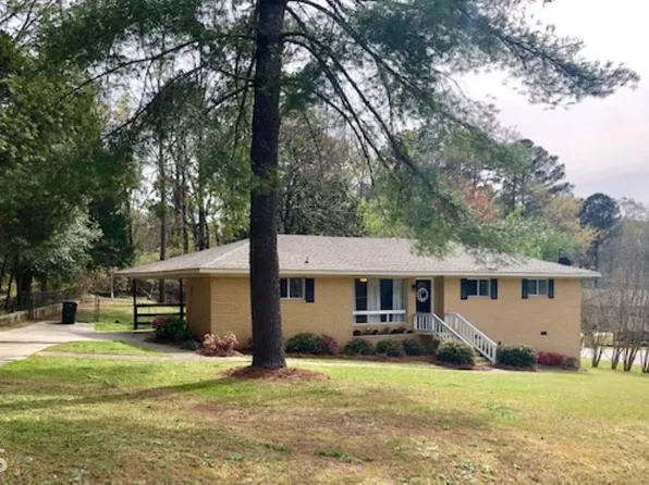 202 Woodland Dr, Warner Robins, GA 31088