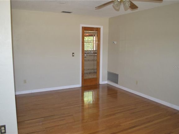 4th image of 1514 Merrimac Ln