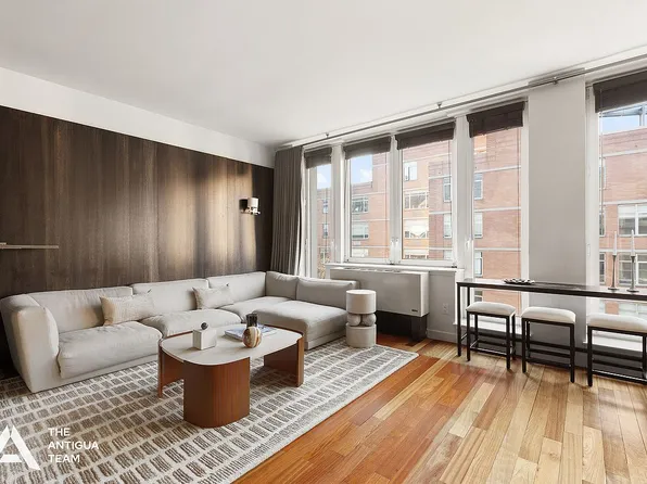 125 W 21st St APT 12A, New York, NY 10011