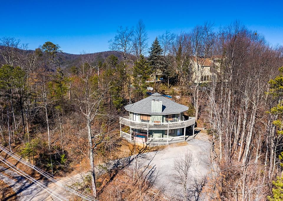 1st image of 1318 Garrett Dr