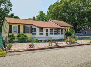 102 W Drumbed Rd, Villas, NJ 08251