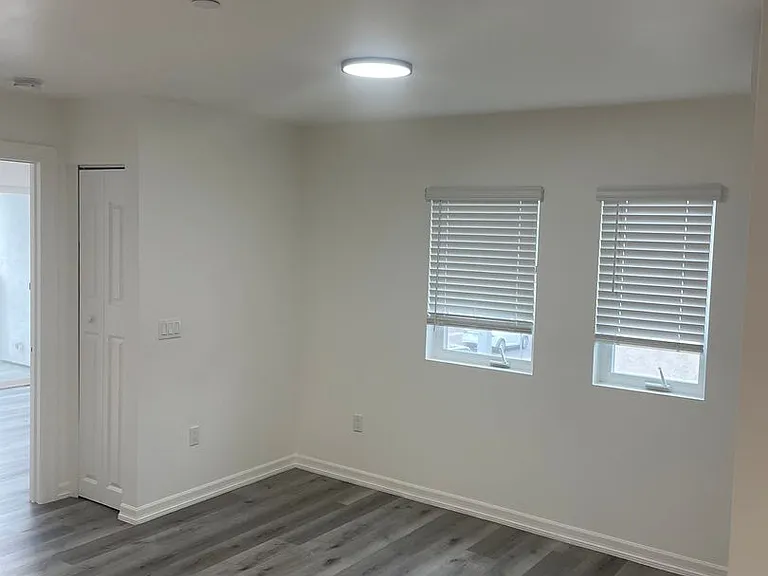 Highland Pacifica Apartments — Photo 15