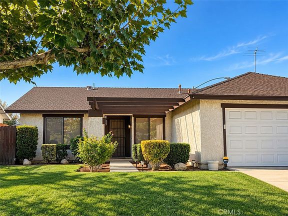 2nd image of 7800 Maria Dr