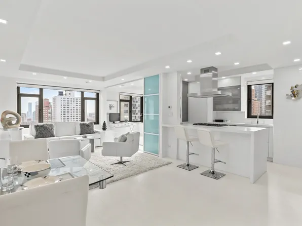 160 East 65th Street image 1 of 11