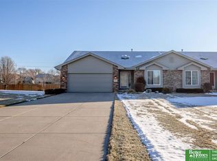 7207 S 157th St, Omaha, NE 68136