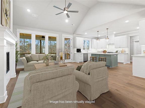 3rd image of 3 Grasmere Ln