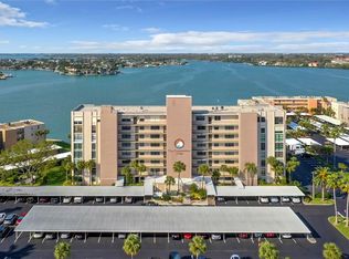 7700 Sun Island Dr S APT 305, South Pasadena, FL 33707