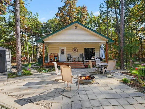 7719 Jose Lake Dr, South Branch, MI 48761