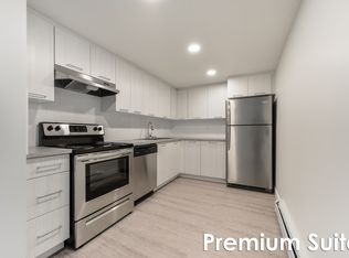 Fairmont Village, Edmonton, AB T6J 4M2