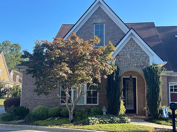 2nd image of 2256 Sandy Oaks Dr