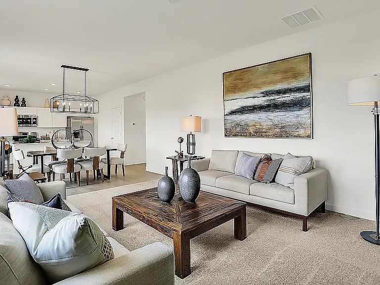 2868 Woods Edge Dr — Photo 3