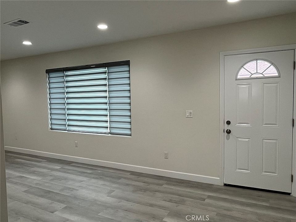 1st image of 771 King St
