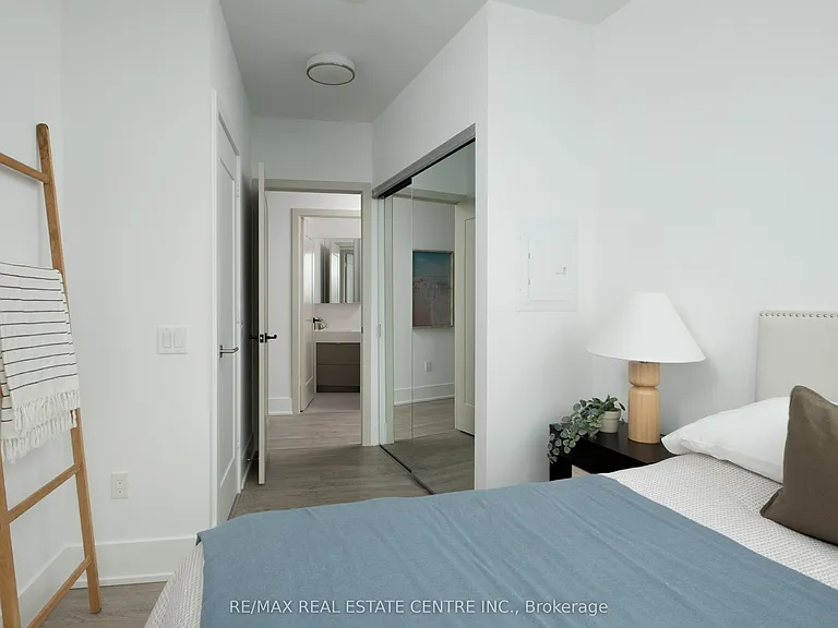 10 York St #6210 — Photo 28